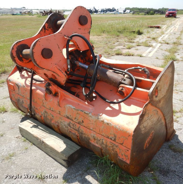 image for item DN1663 JRB  excavator bucket