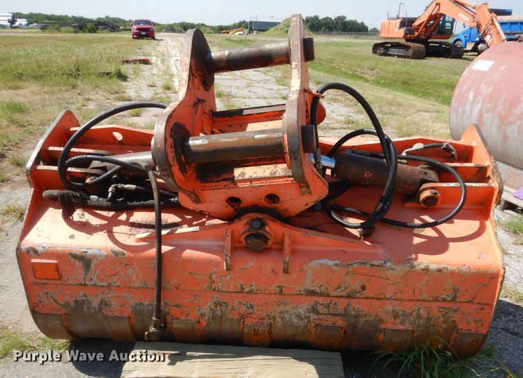 image for item DN1663 JRB  excavator bucket