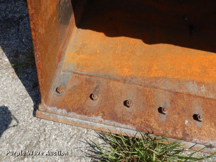 image for item DN1663 JRB  excavator bucket