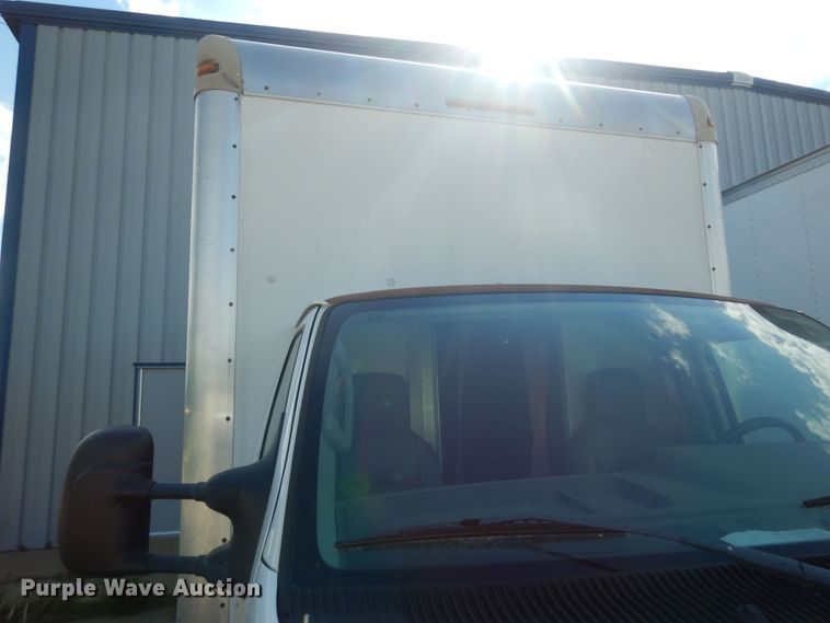 image for item DN1668 2009 Ford E350 Super Duty  box truck