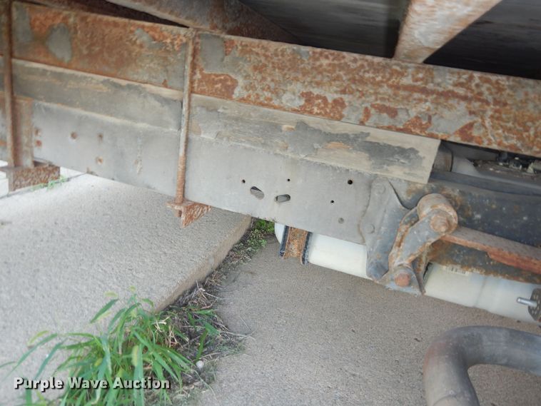 image for item DN1668 2009 Ford E350 Super Duty  box truck