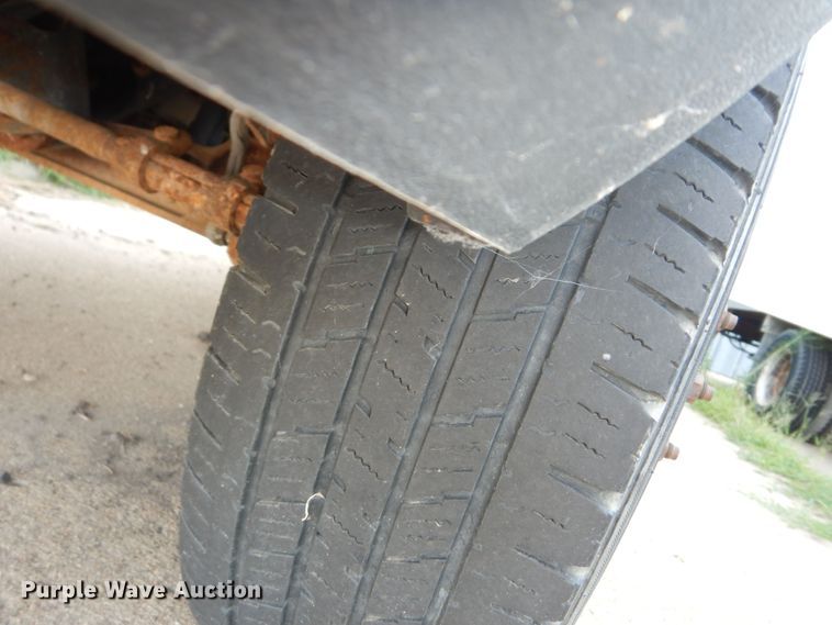 image for item DN1668 2009 Ford E350 Super Duty  box truck