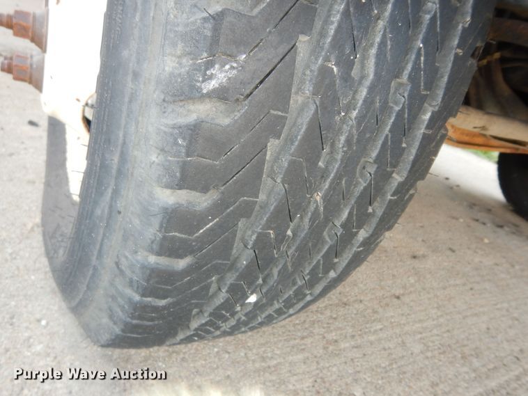 image for item DN1668 2009 Ford E350 Super Duty  box truck