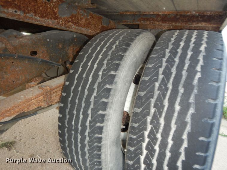 image for item DN1668 2009 Ford E350 Super Duty  box truck