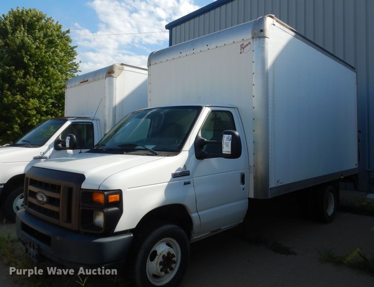 image for item DN1669 2011 Ford E350 Super Duty  box truck