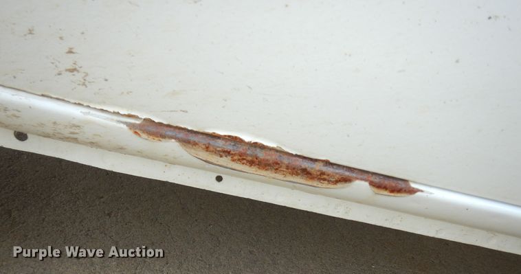 image for item DN1669 2011 Ford E350 Super Duty  box truck