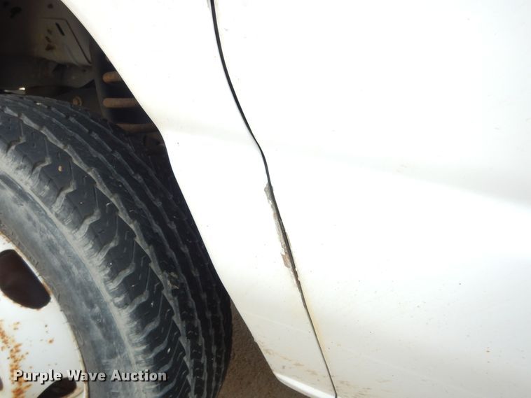 image for item DN1669 2011 Ford E350 Super Duty  box truck