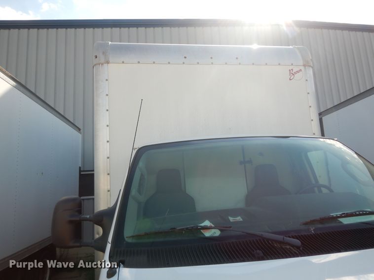 image for item DN1669 2011 Ford E350 Super Duty  box truck