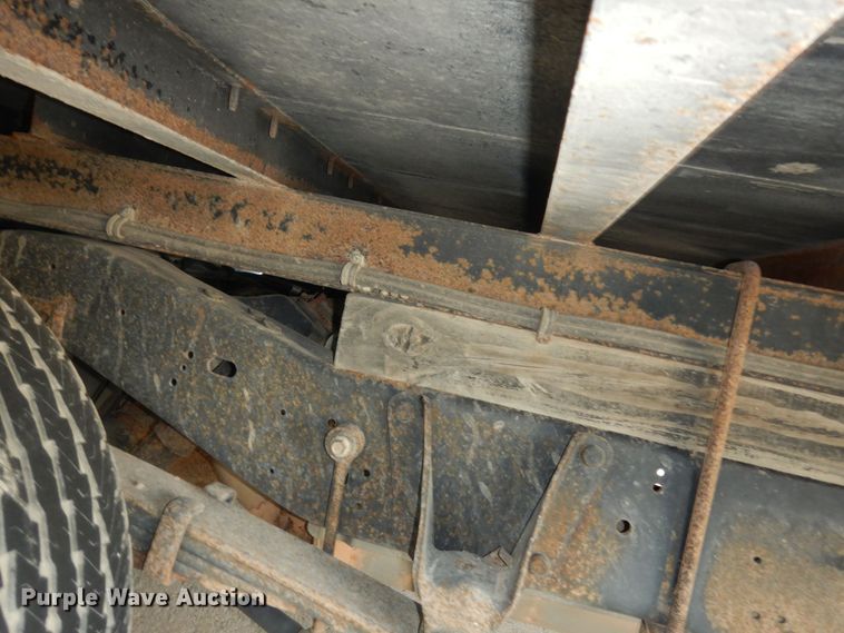 image for item DN1669 2011 Ford E350 Super Duty  box truck