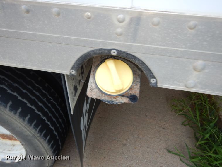 image for item DN1669 2011 Ford E350 Super Duty  box truck