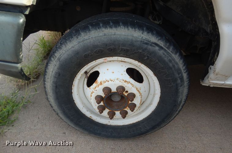 image for item DN1669 2011 Ford E350 Super Duty  box truck