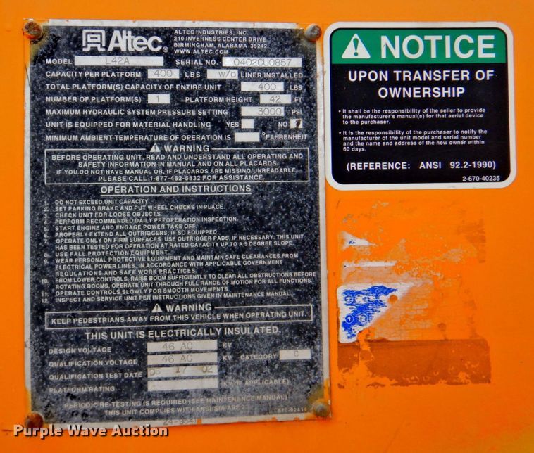 image for item DP4381 2002 Chevrolet C7500  bucket truck