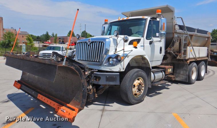 image for item DP4387 2011 International WorkStar 7400  dump truck