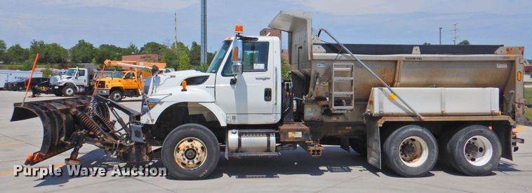 image for item DP4387 2011 International WorkStar 7400  dump truck