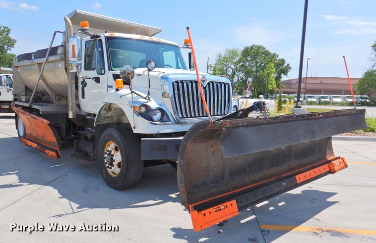 image for item DP4387 2011 International WorkStar 7400  dump truck
