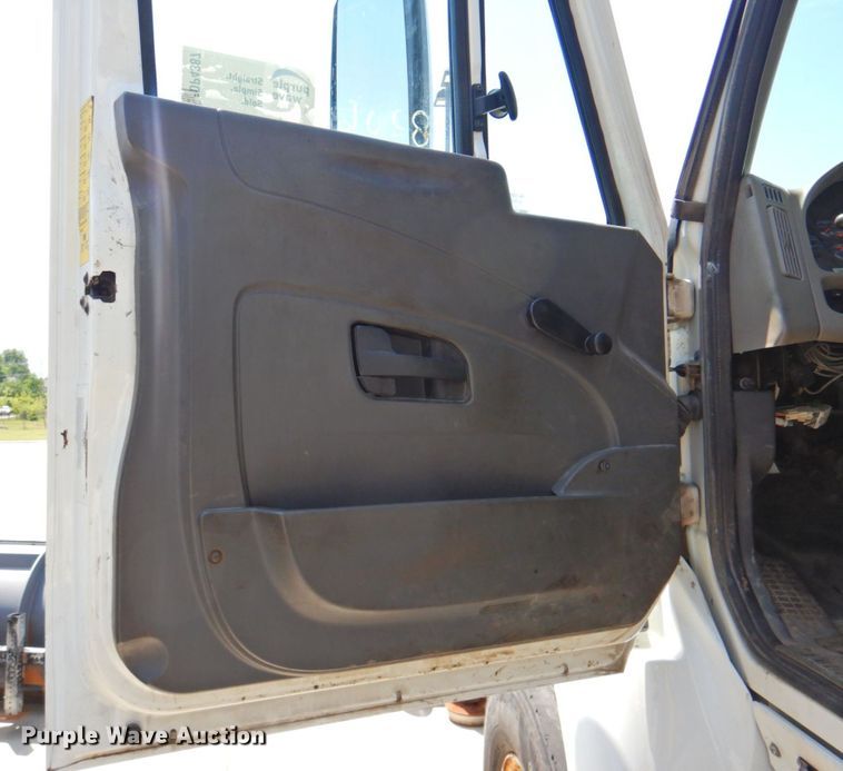 image for item DP4387 2011 International WorkStar 7400  dump truck