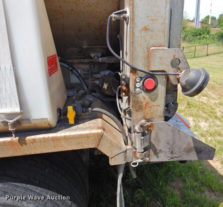 image for item DP4387 2011 International WorkStar 7400  dump truck