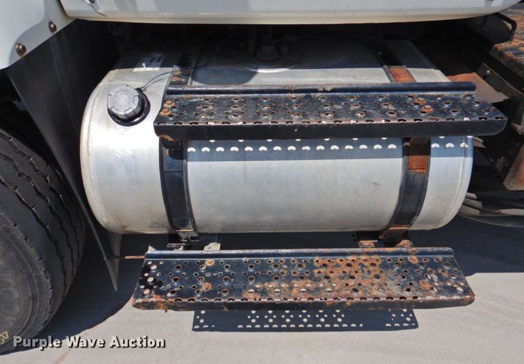 image for item DP4387 2011 International WorkStar 7400  dump truck