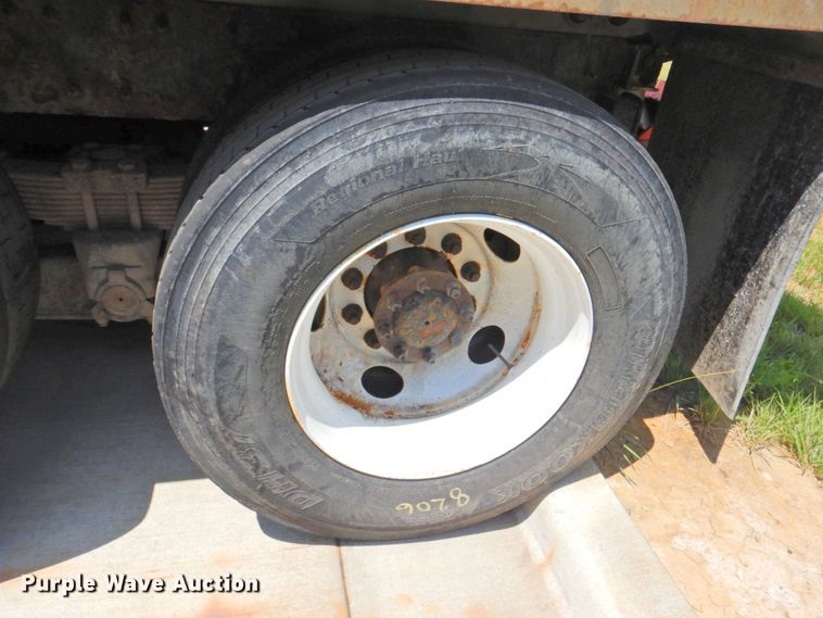 image for item DP4387 2011 International WorkStar 7400  dump truck