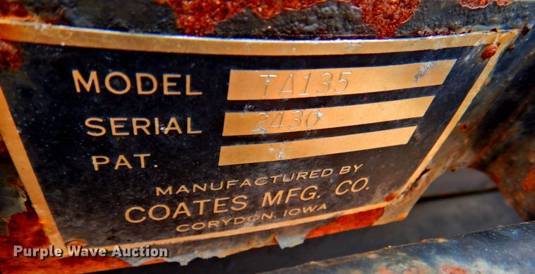 image for item DP4391 2004 GMC T7500 hook lift truck