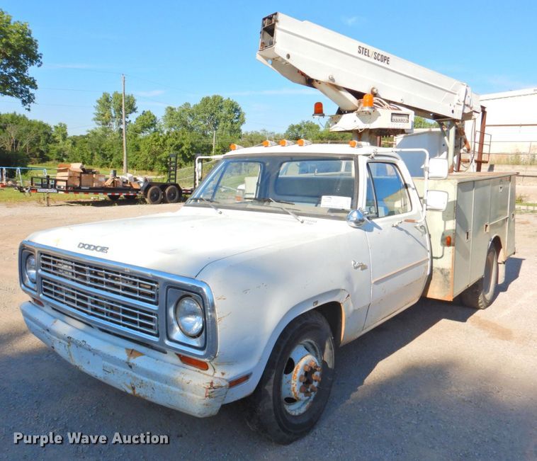 image for item DP4674 1979 Dodge D40  bucket truck