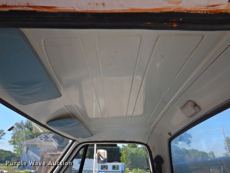 image for item DP4674 1979 Dodge D40  bucket truck