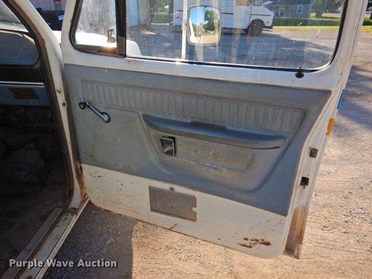 image for item DP4674 1979 Dodge D40  bucket truck