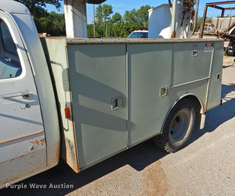 image for item DP4674 1979 Dodge D40  bucket truck