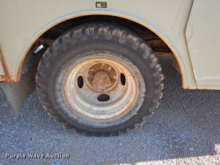 image for item DP4674 1979 Dodge D40  bucket truck