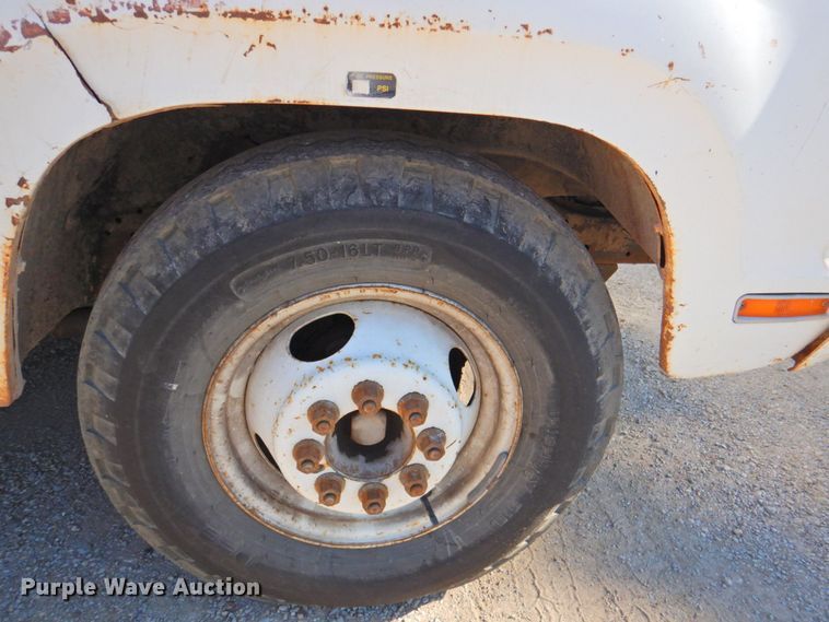 image for item DP4674 1979 Dodge D40  bucket truck