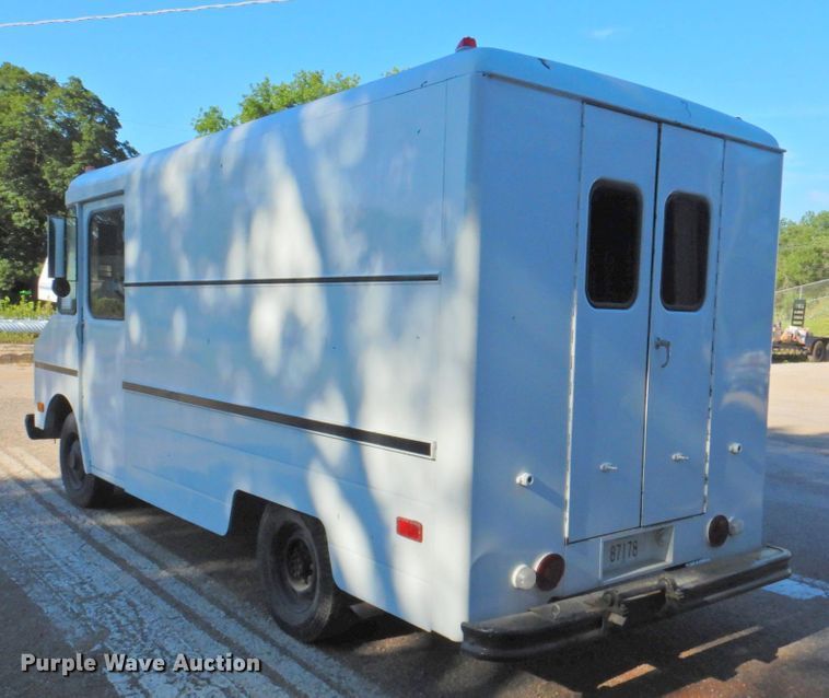 image for item DP4675 1976 Chevrolet  delivery truck