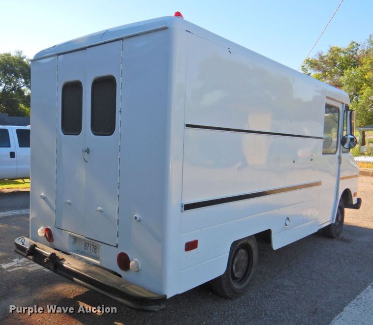 image for item DP4675 1976 Chevrolet  delivery truck