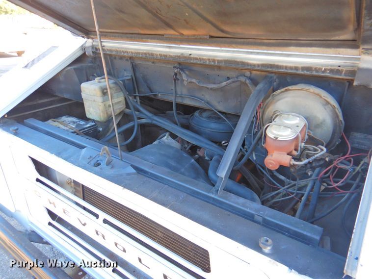 image for item DP4675 1976 Chevrolet  delivery truck