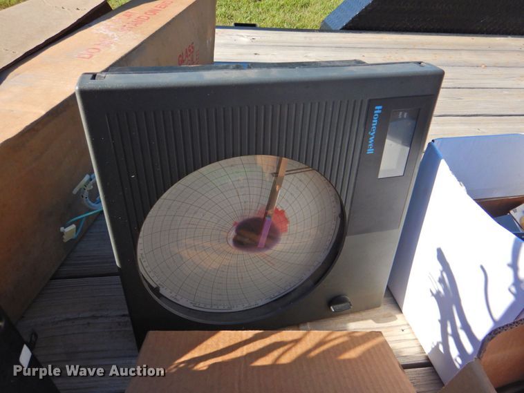 image for item DP4677 Lighting supplies