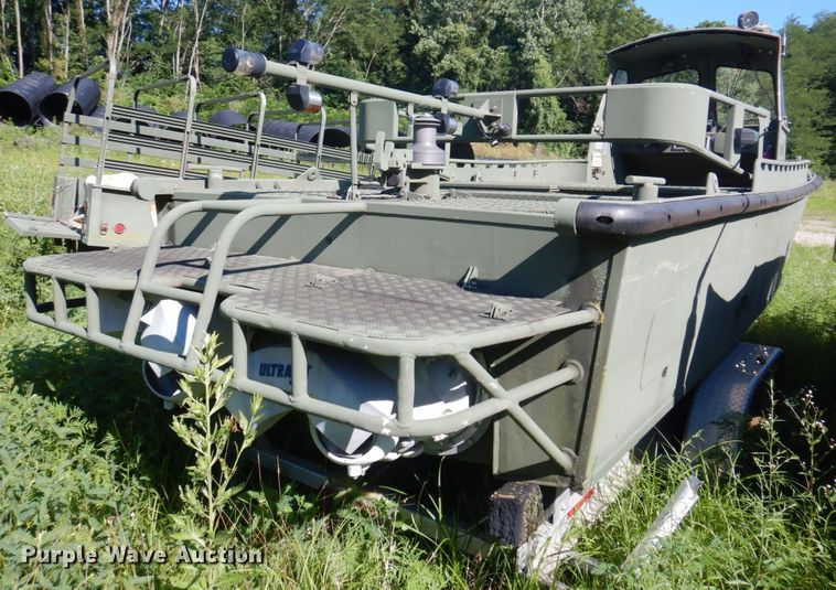 image for item DP5616 2006 Silver Ships MKII-S  boat