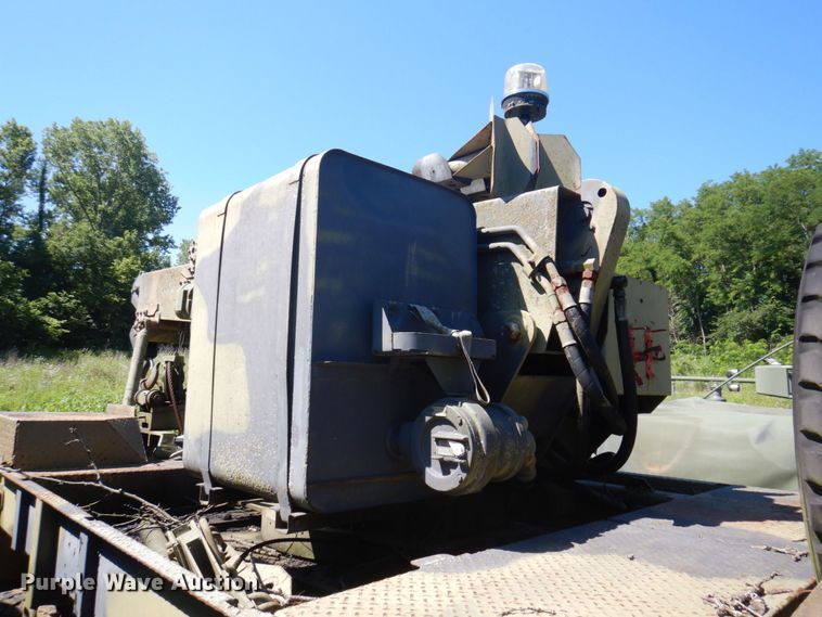 image for item DP5621 1984 Am General M936  tow truck