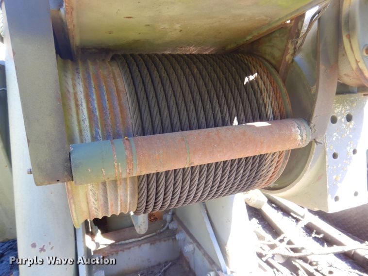 image for item DP5621 1984 Am General M936  tow truck