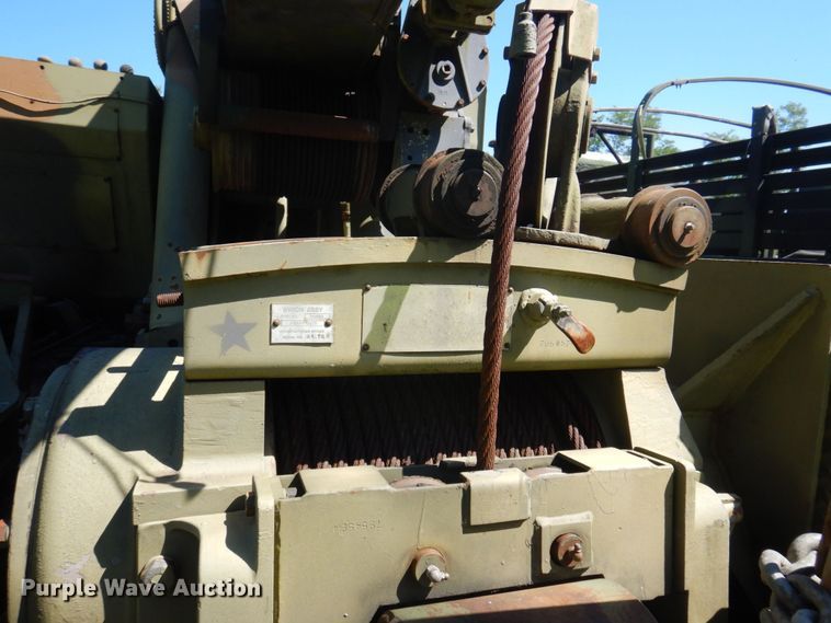 image for item DP5621 1984 Am General M936  tow truck