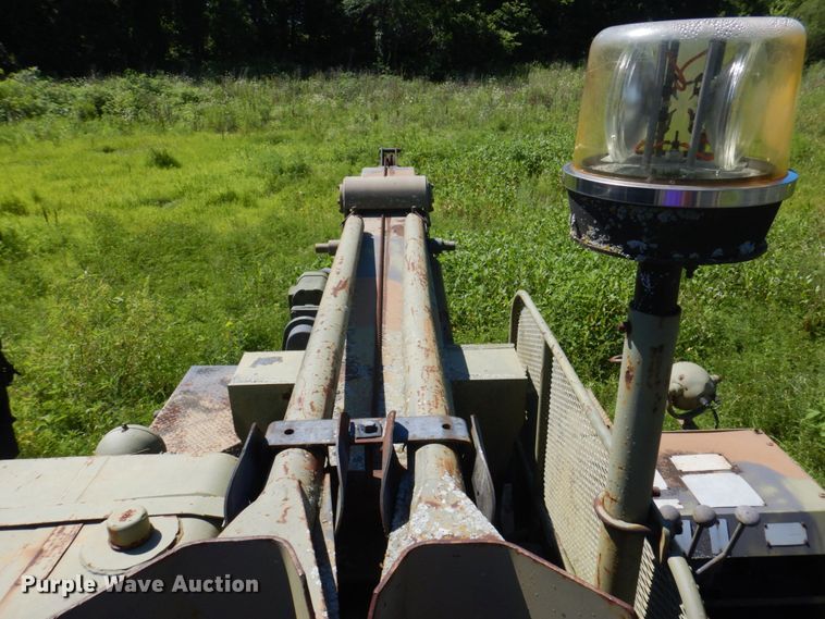 image for item DP5621 1984 Am General M936  tow truck