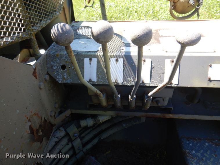 image for item DP5621 1984 Am General M936  tow truck