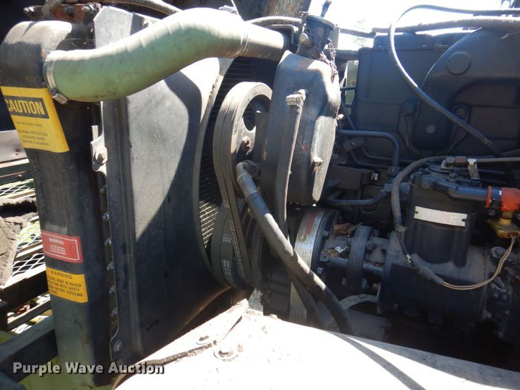 image for item DP5621 1984 Am General M936  tow truck