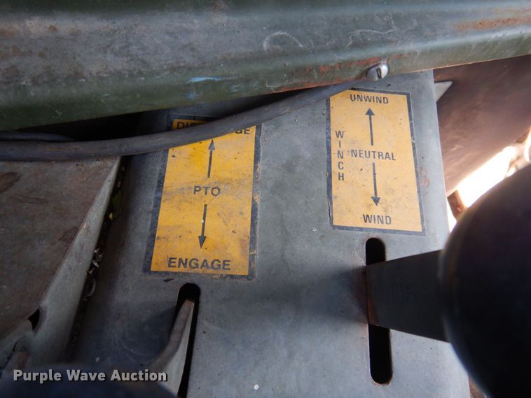 image for item DP5621 1984 Am General M936  tow truck