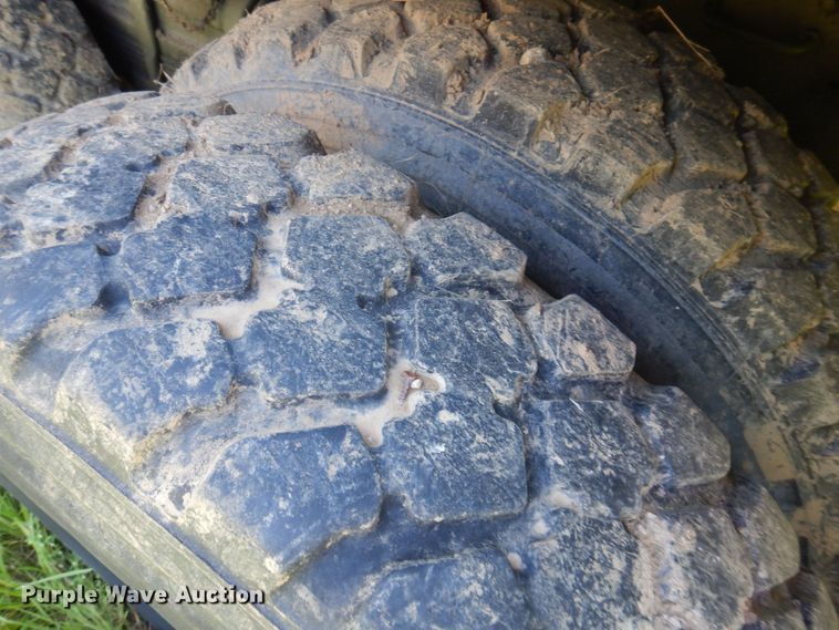 image for item DP5621 1984 Am General M936  tow truck