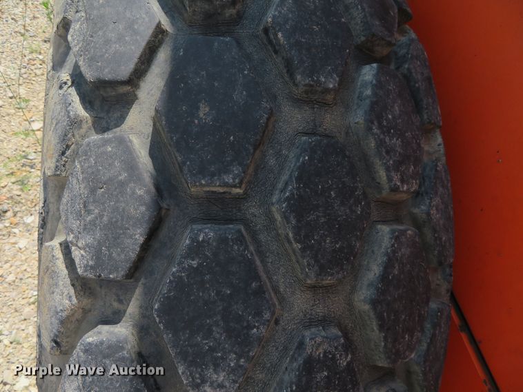 image for item DR0092 2006 Hamm 3307  single drum vibratory roller