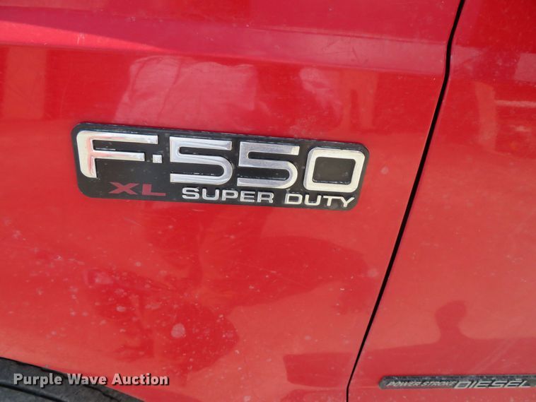 image for item DR0093 2000 Ford F550 Super Duty XL  bucket truck