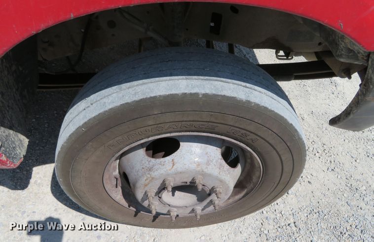 image for item DR0093 2000 Ford F550 Super Duty XL  bucket truck