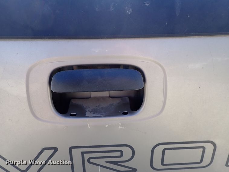 image for item DR0924 2002 Chevrolet Silverado 1500  Ext. Cab pickup truck