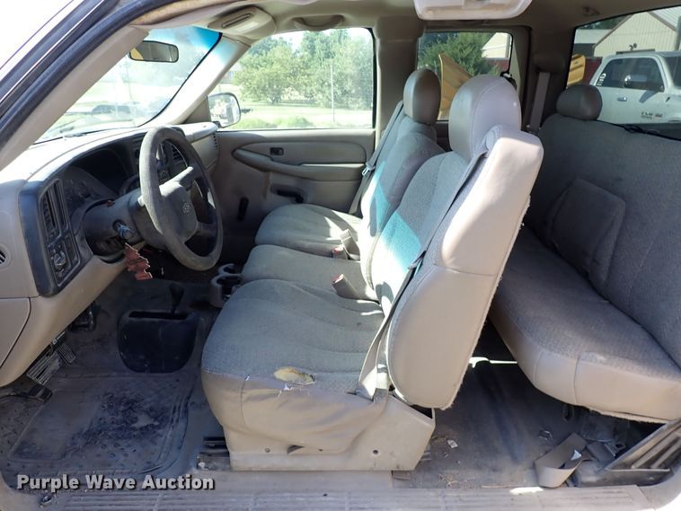 image for item DR0924 2002 Chevrolet Silverado 1500  Ext. Cab pickup truck