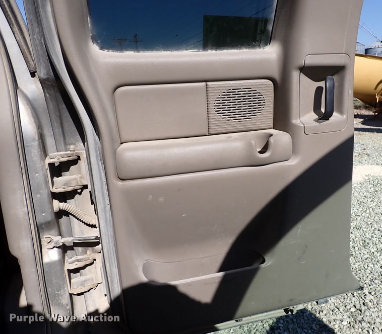 image for item DR0924 2002 Chevrolet Silverado 1500  Ext. Cab pickup truck