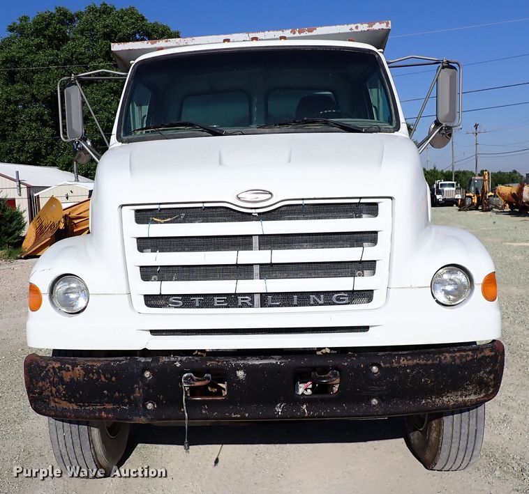 image for item DR0926 2001 Sterling L7500  dump truck